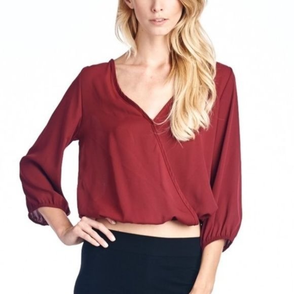 Gold Chain Women Open Back Blouse - Picture 3 of 5